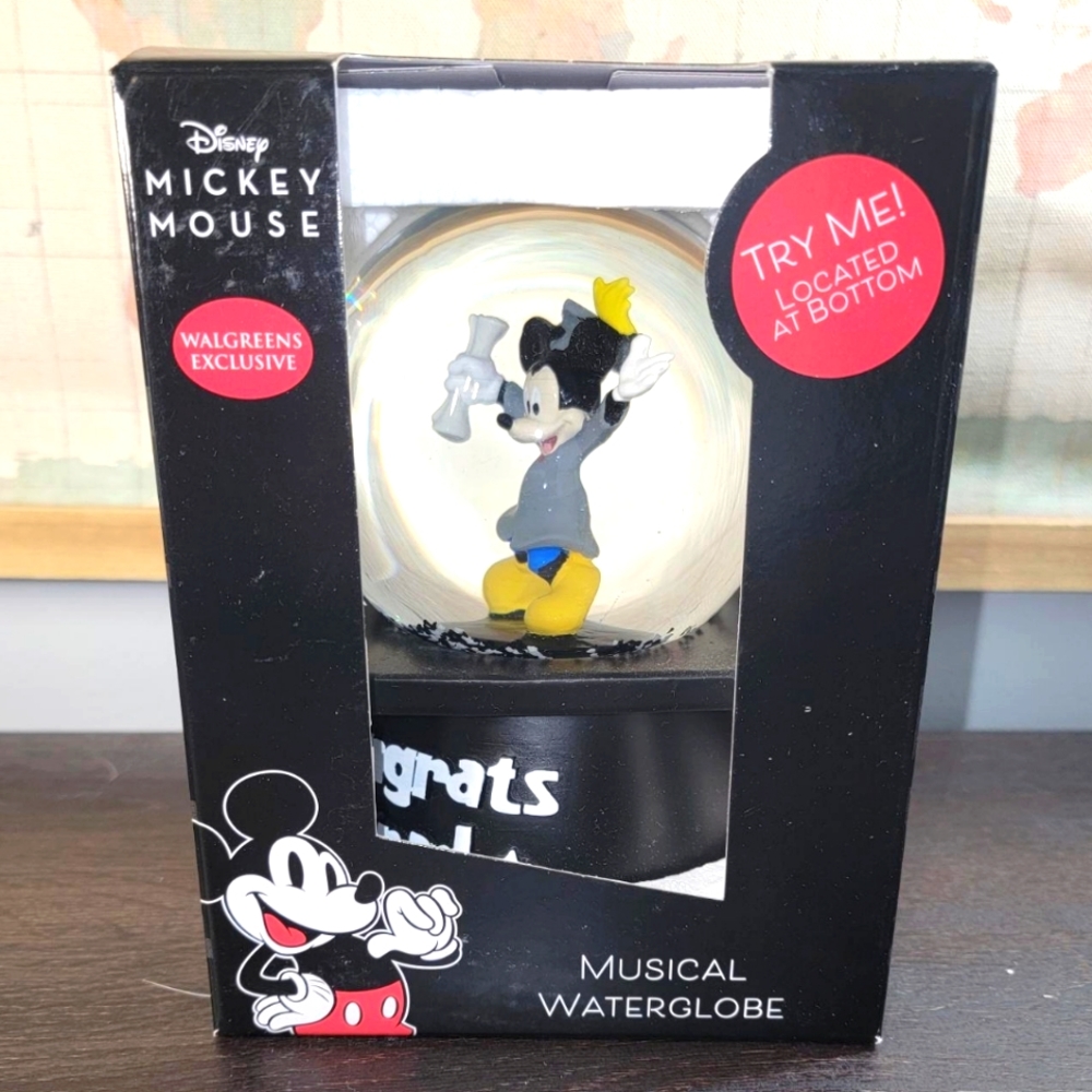 BRAND NEW Disney Mickey Mouse Musical WaterGlobe
